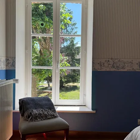 Bed and Breakfast Ch Kingsize Avec Vue Sur Le Perche Tourouvre au Perche