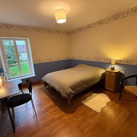Ch Kingsize Avec Vue Sur Le Perche Bed and Breakfast Tourouvre au Perche