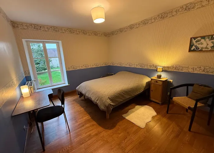 Ch Kingsize Avec Vue Sur Le Perche Bed & Breakfast Tourouvre au Perche